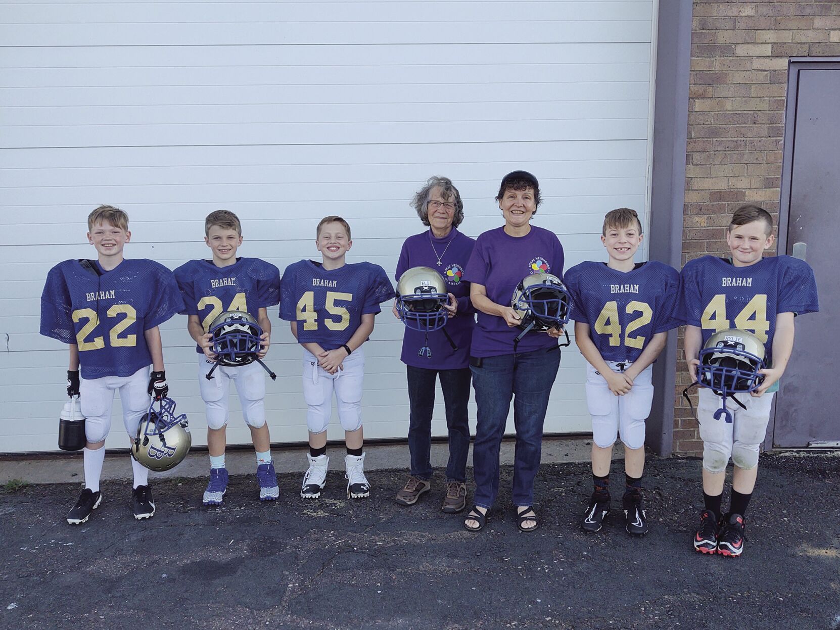 Royal Neighbors supports Braham youth football